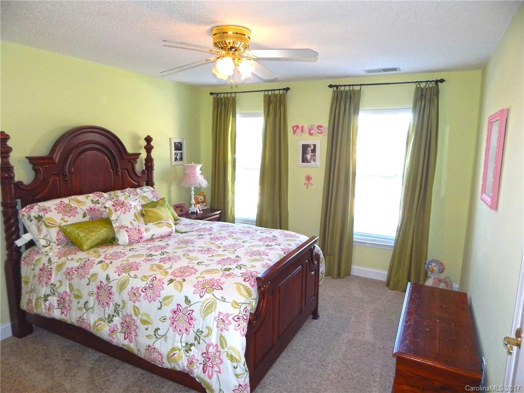 11185 Scullers Run Tega Cay, SC 29708 - Photo 14 of 24 Gallery Image 14
