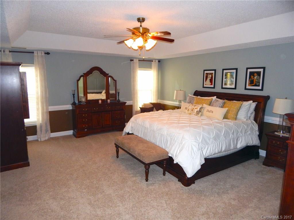 11185 Scullers Run Tega Cay, SC 29708 - Photo 16 of 24 Gallery Image 16