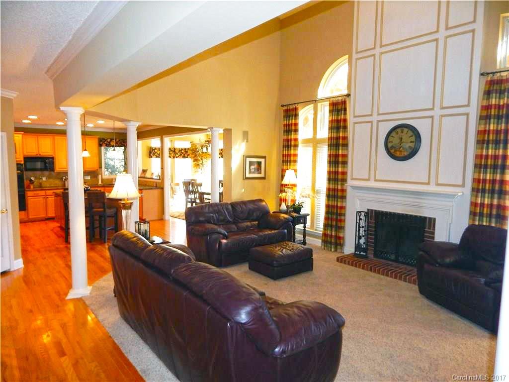 11185 Scullers Run Tega Cay, SC 29708 - Photo 5 of 24 Gallery Image 5