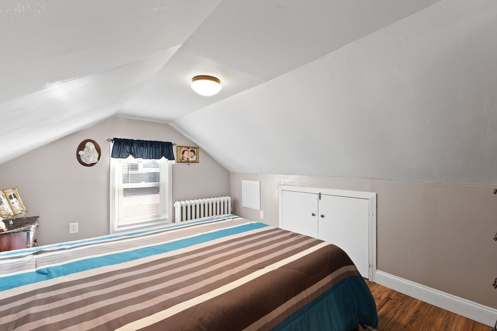 257 Calvin Street Fall River, MA 02720 - Photo 25 of 41