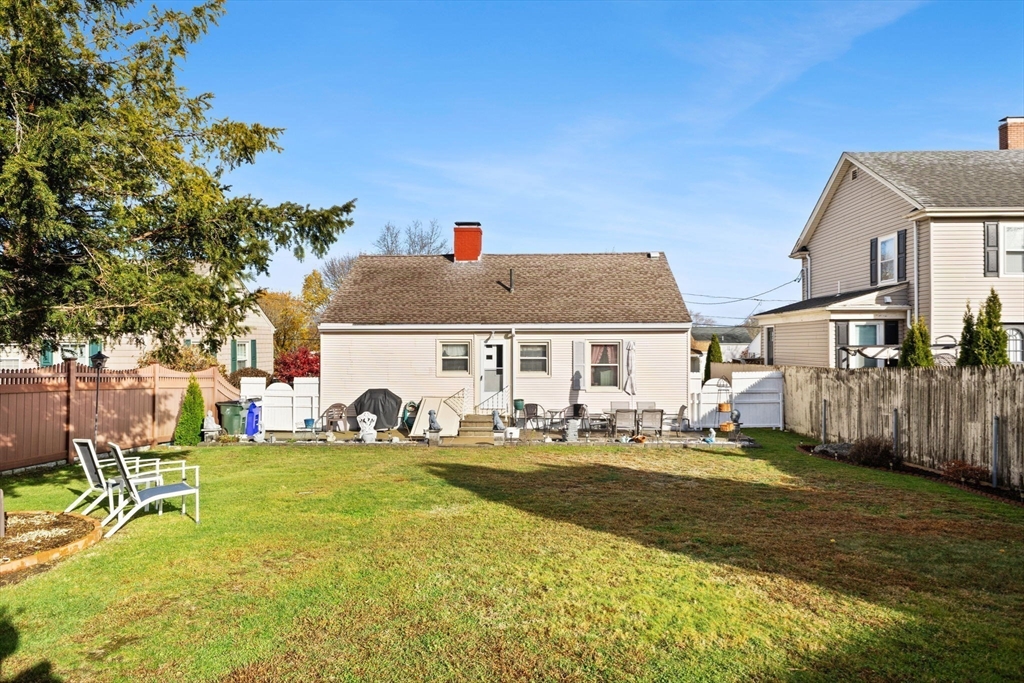 257 Calvin Street Fall River, MA 02720 - Photo 31 of 41