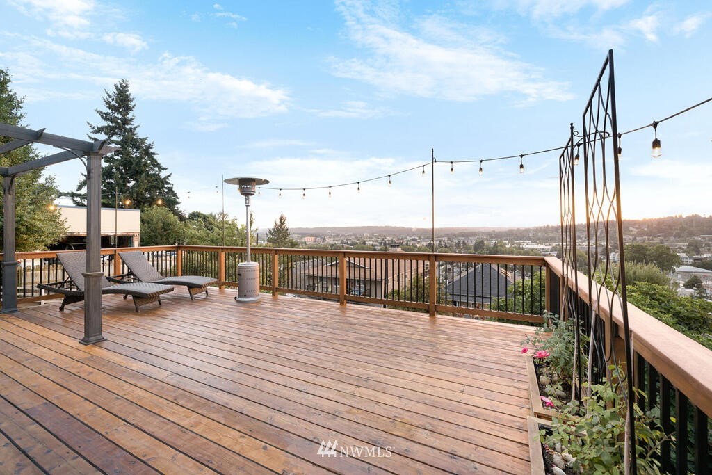 425 Cedar Avenue South Renton, WA 98057 - Photo 26 of 30