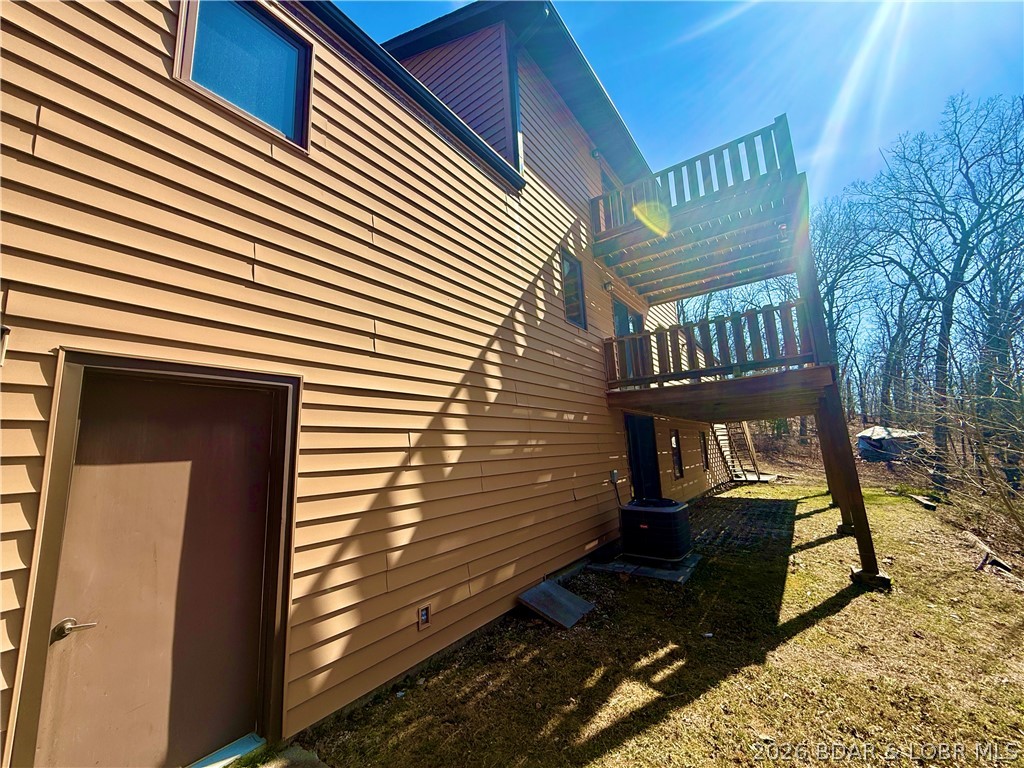 79 Wood River Road Lake Ozark, MO 65049 - Photo 9 of 54