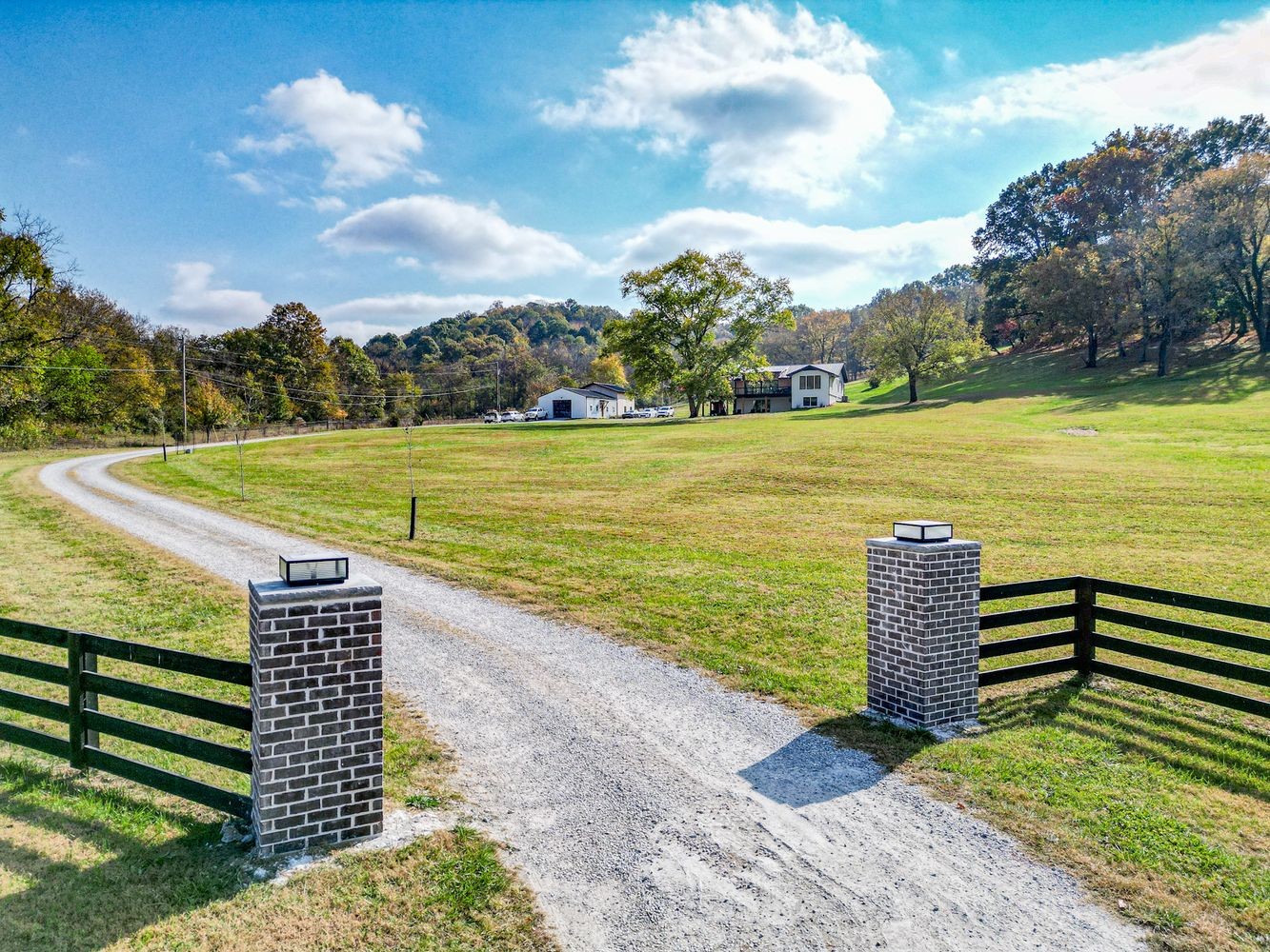 2178 Dowell Branch Road Columbia, TN 38401 - Photo 2 of 42