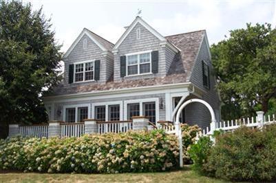 120 North Bay Road Osterville, MA 02655 - Photo 14 of 21 a house view with a garden space