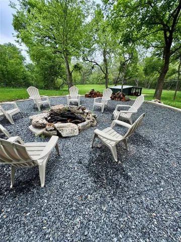 $2,300 | 6011 Nuckols Crossing Road, Austin, TX 78744