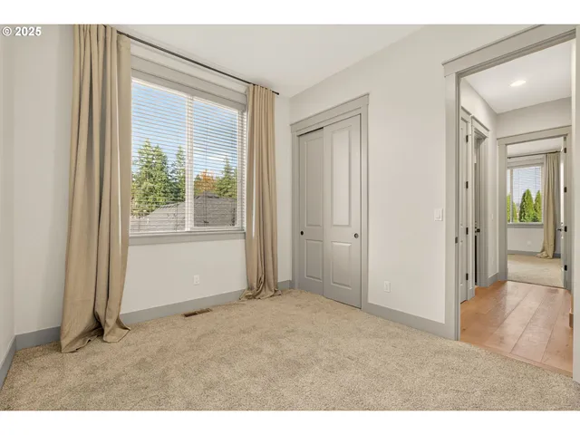 $715,000 | 101 West 15th Circle, La Center, WA 98629