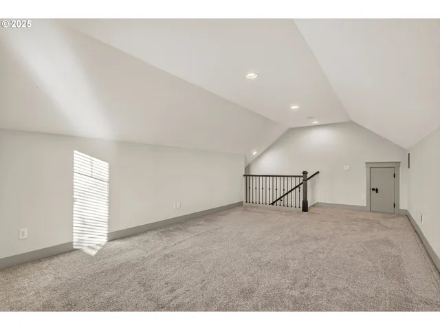 $715,000 | 101 West 15th Circle, La Center, WA 98629