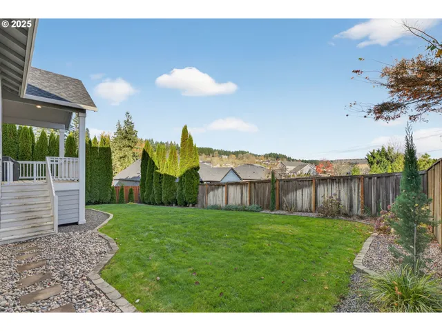 $715,000 | 101 West 15th Circle, La Center, WA 98629