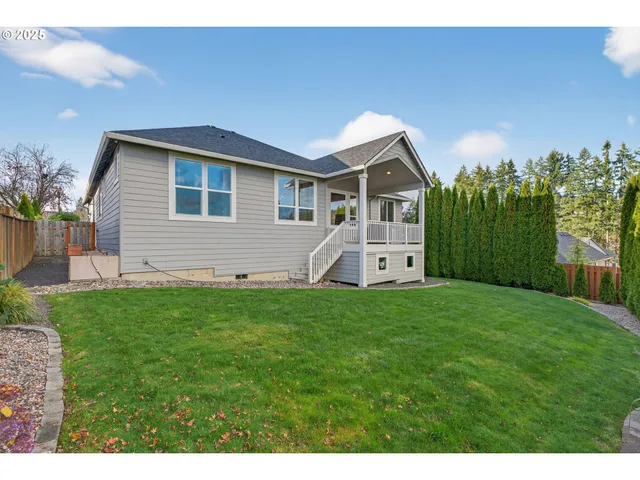 $715,000 | 101 West 15th Circle, La Center, WA 98629