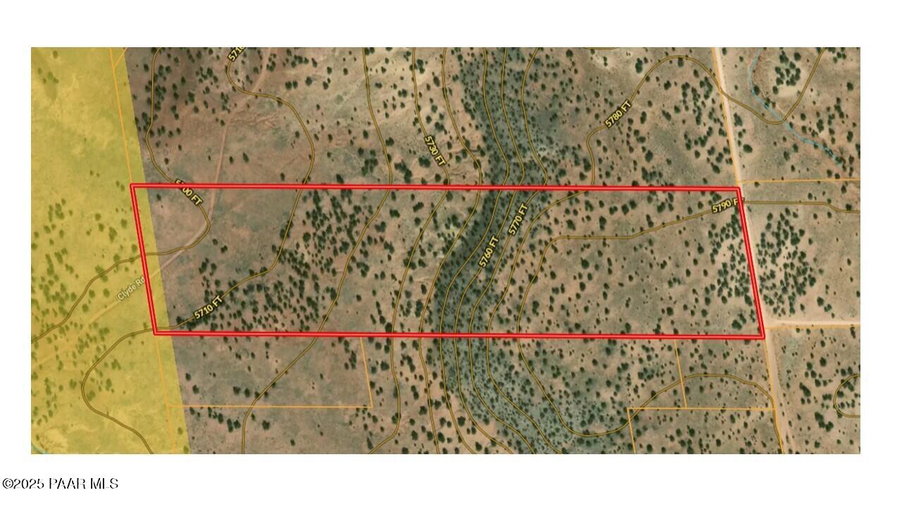 3868 Clyde Road Snowflake, AZ 85937 - Photo 5 of 14 a view of a garden