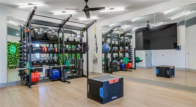 $1,815 | 1000 Rea Drive Southwest, Unit 1418, Gainesville, GA 30501