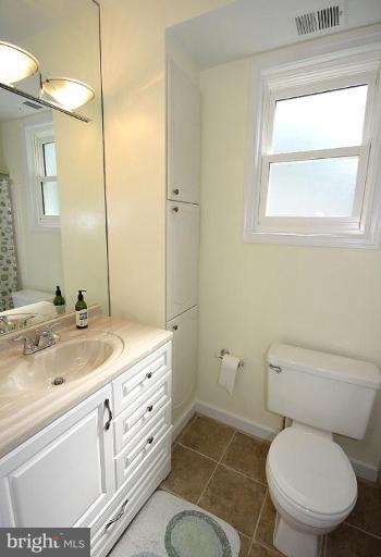 727 4th Street Northeast Washington, DC 20002 - Photo 14 of 22 Bath #1