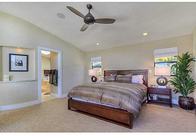 214 South Rios Avenue Solana Beach, CA 92075 - Photo 5 of 20 Gallery Image 5