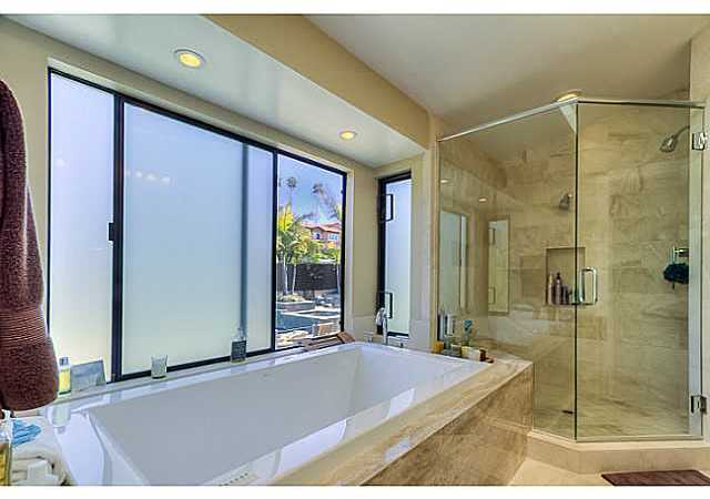 214 South Rios Avenue Solana Beach, CA 92075 - Photo 6 of 20 Gallery Image 6