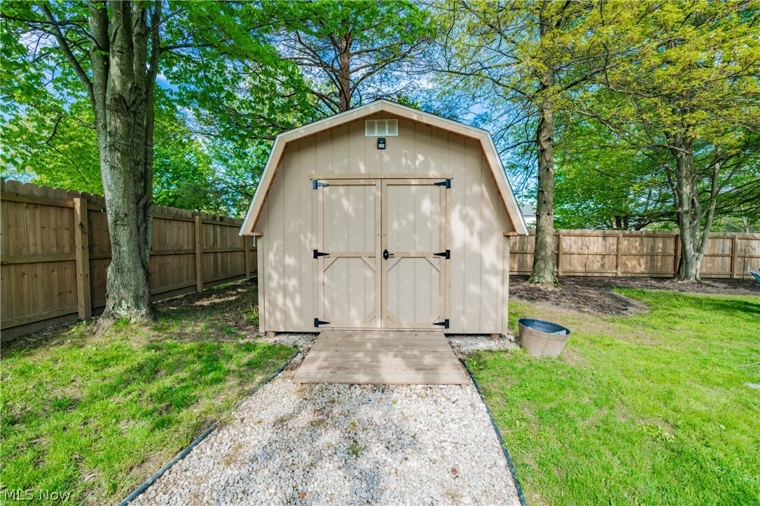 10180 Broadview Road Broadview Heights, OH 44147 - Photo 30 of 34 Gallery Image 30