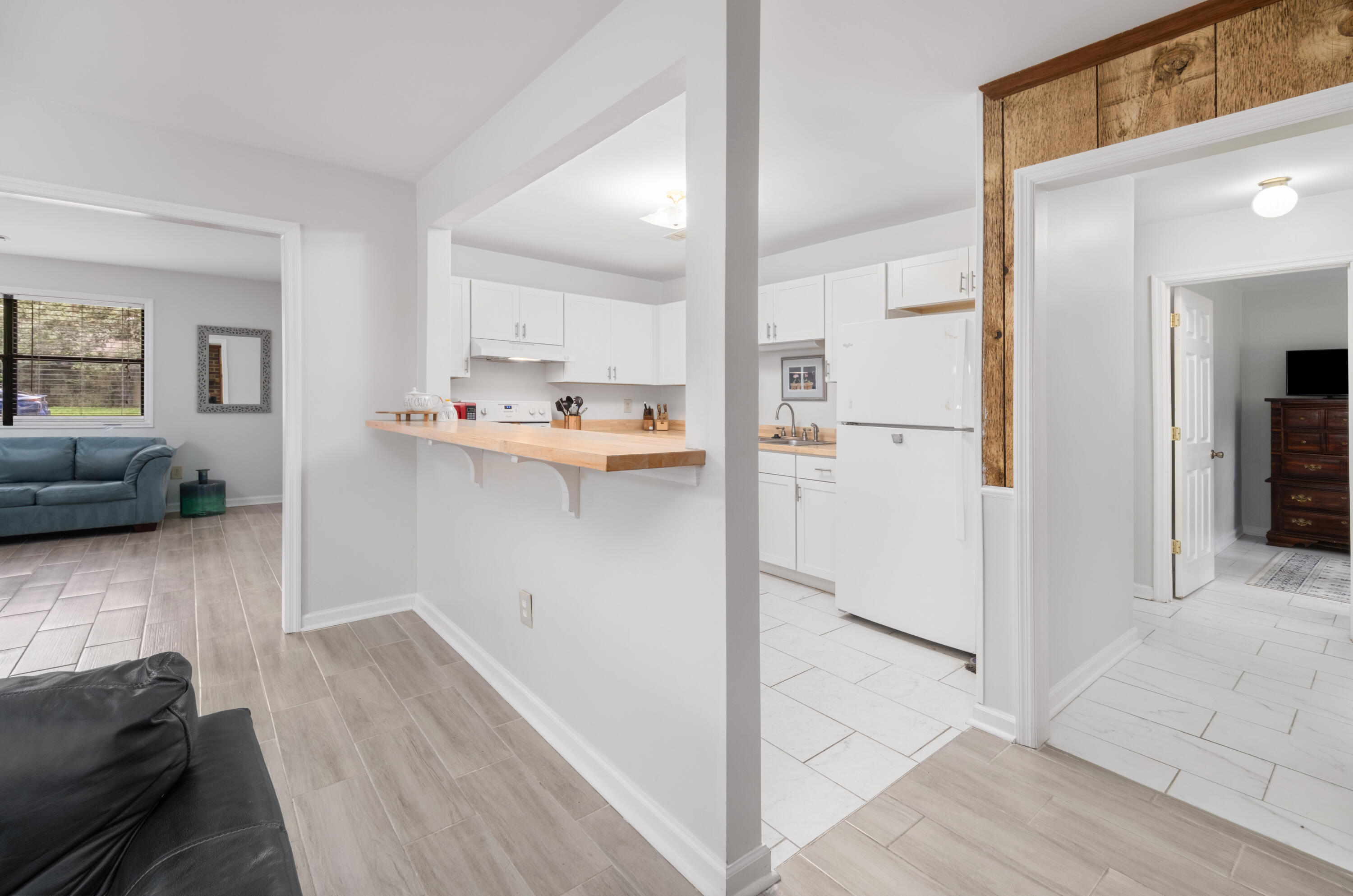 1815 Walsingham Way Charleston, SC 29412 - Photo 11 of 29 1815 Walsingham Way_Eterna_Media-13