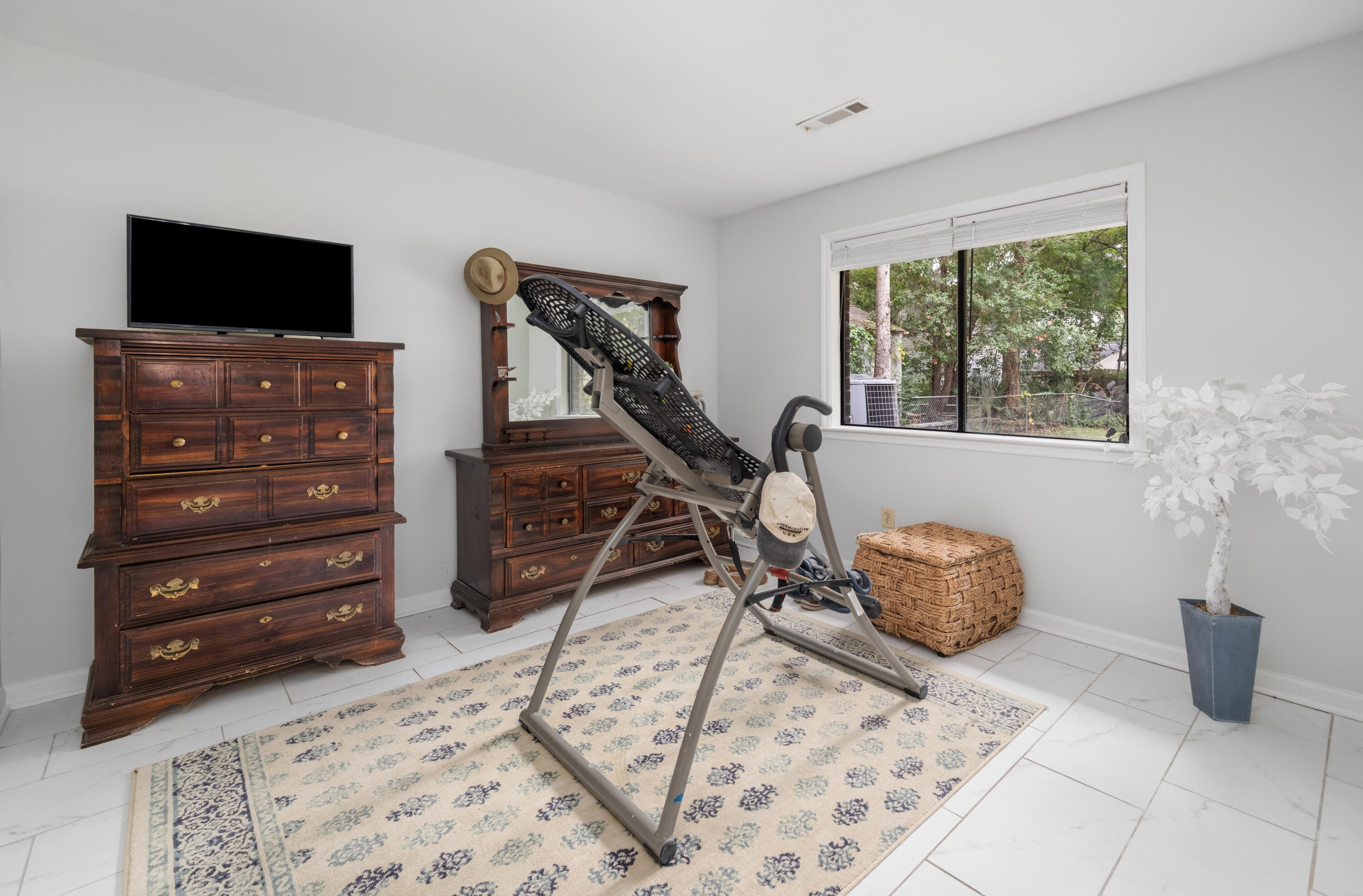 1815 Walsingham Way Charleston, SC 29412 - Photo 19 of 29 1815 Walsingham Way_Eterna_Media-19