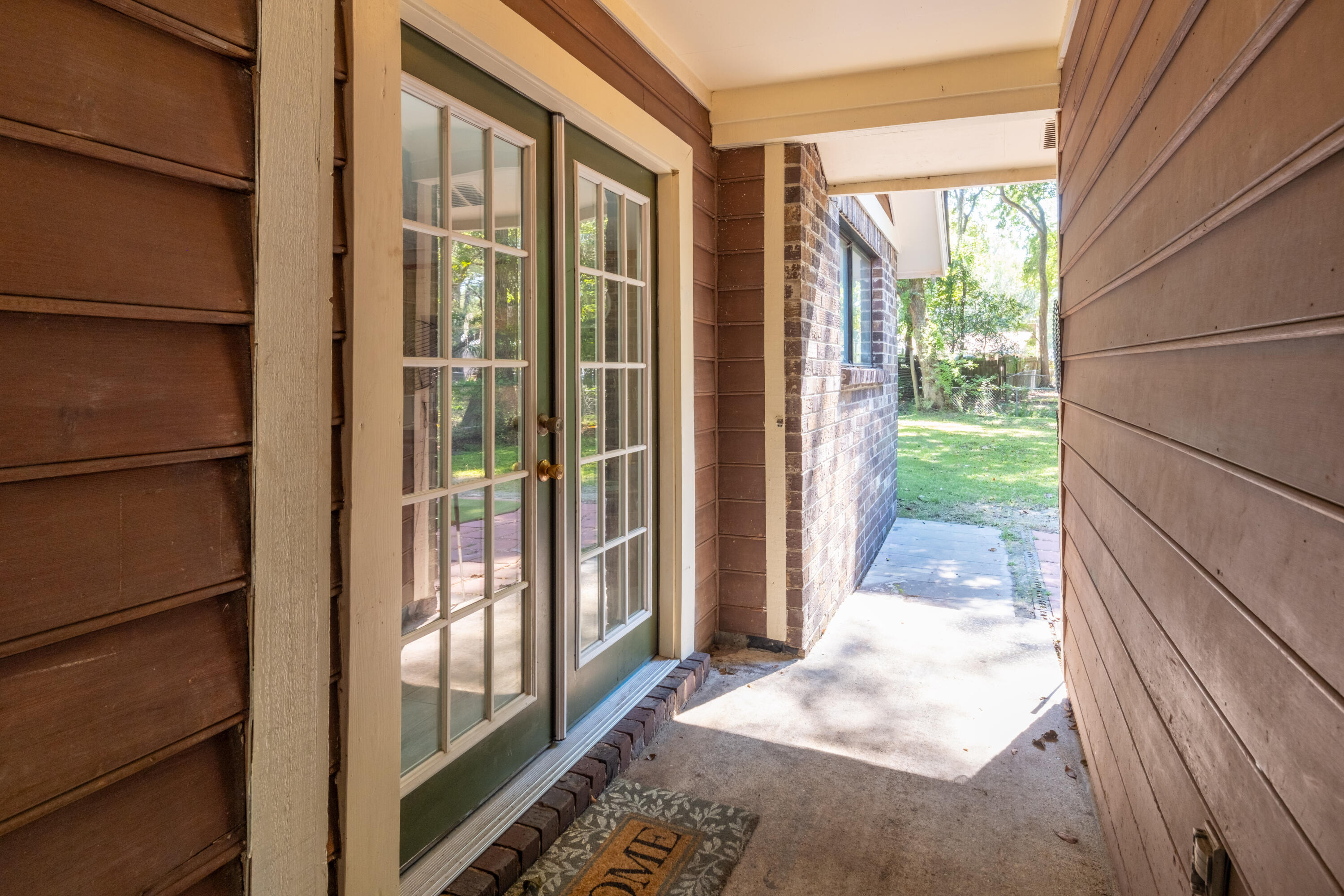 1815 Walsingham Way Charleston, SC 29412 - Photo 26 of 29 1815 Walsingham Way_Eterna_Media-28