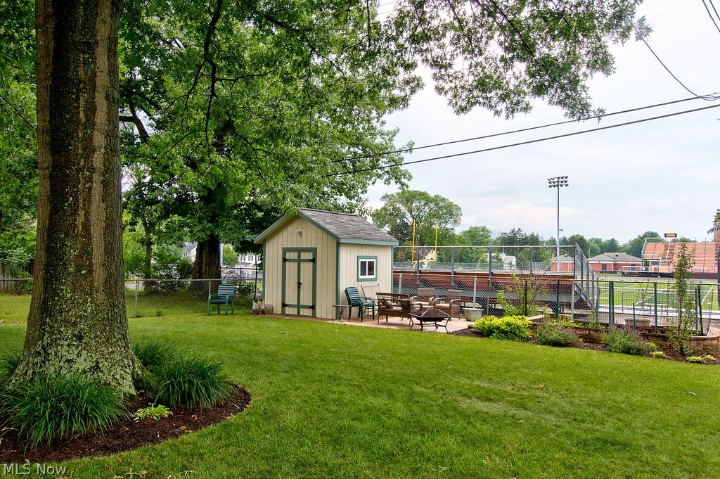 1396 Cranover Road Cleveland, OH 44124 - Photo 4 of 35