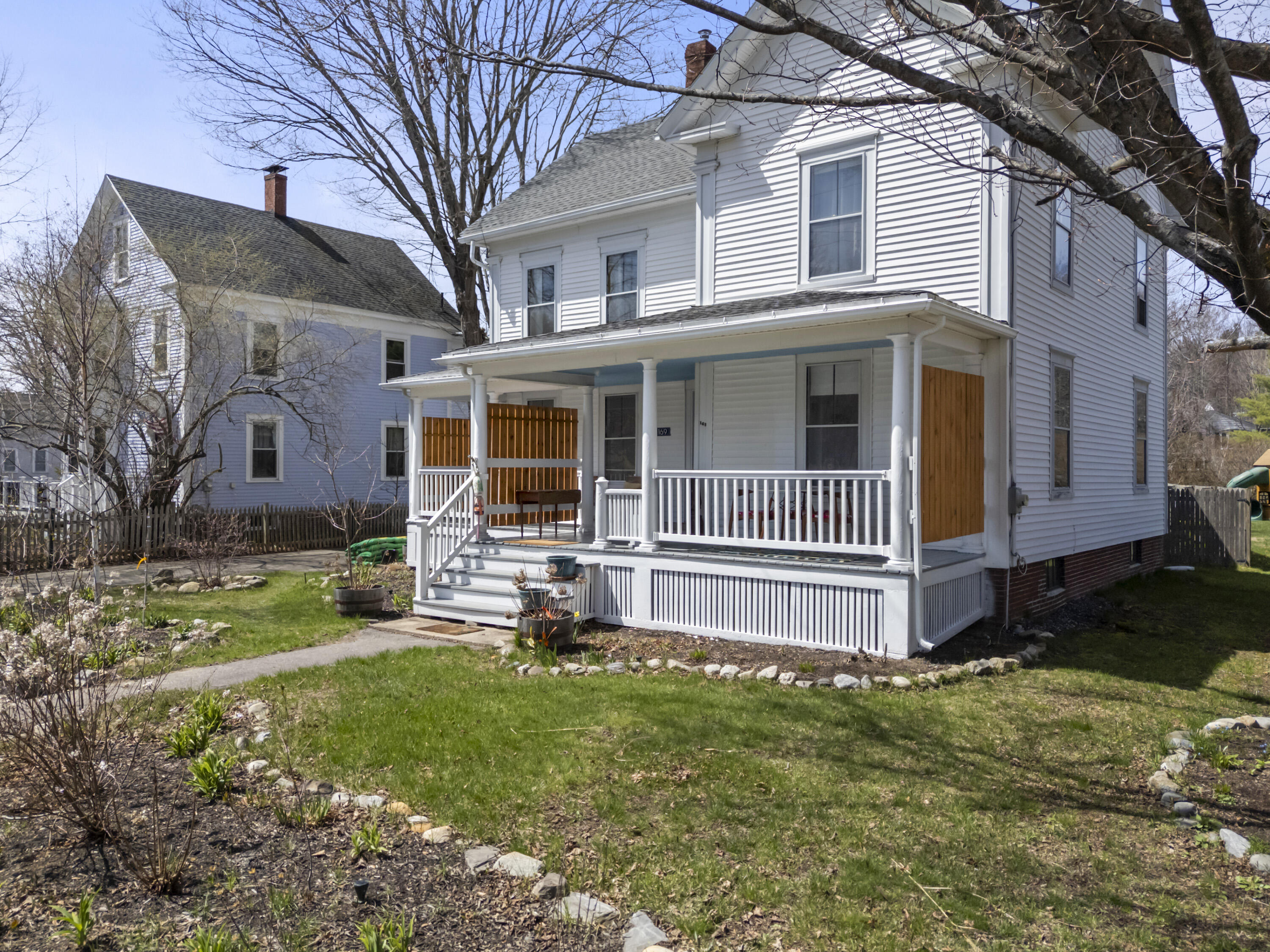 169 Portland Street South Berwick, ME 03908 - Photo 3 of 74 169 Portland St, South Berwick
