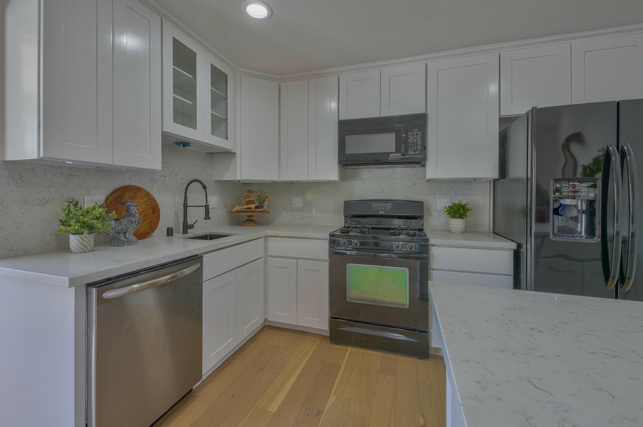 24965 Hatton Road Carmel, CA 93923 - Photo 13 of 41 Gallery Image 13
