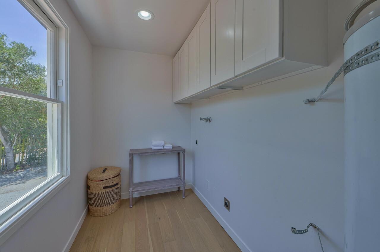 24965 Hatton Road Carmel, CA 93923 - Photo 18 of 41 Gallery Image 18