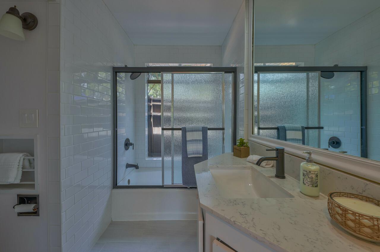 24965 Hatton Road Carmel, CA 93923 - Photo 29 of 41 Gallery Image 29