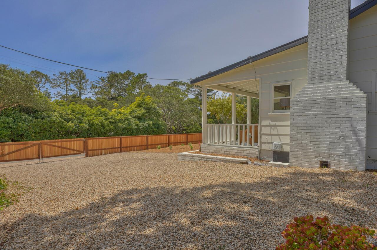 24965 Hatton Road Carmel, CA 93923 - Photo 35 of 41 Gallery Image 35
