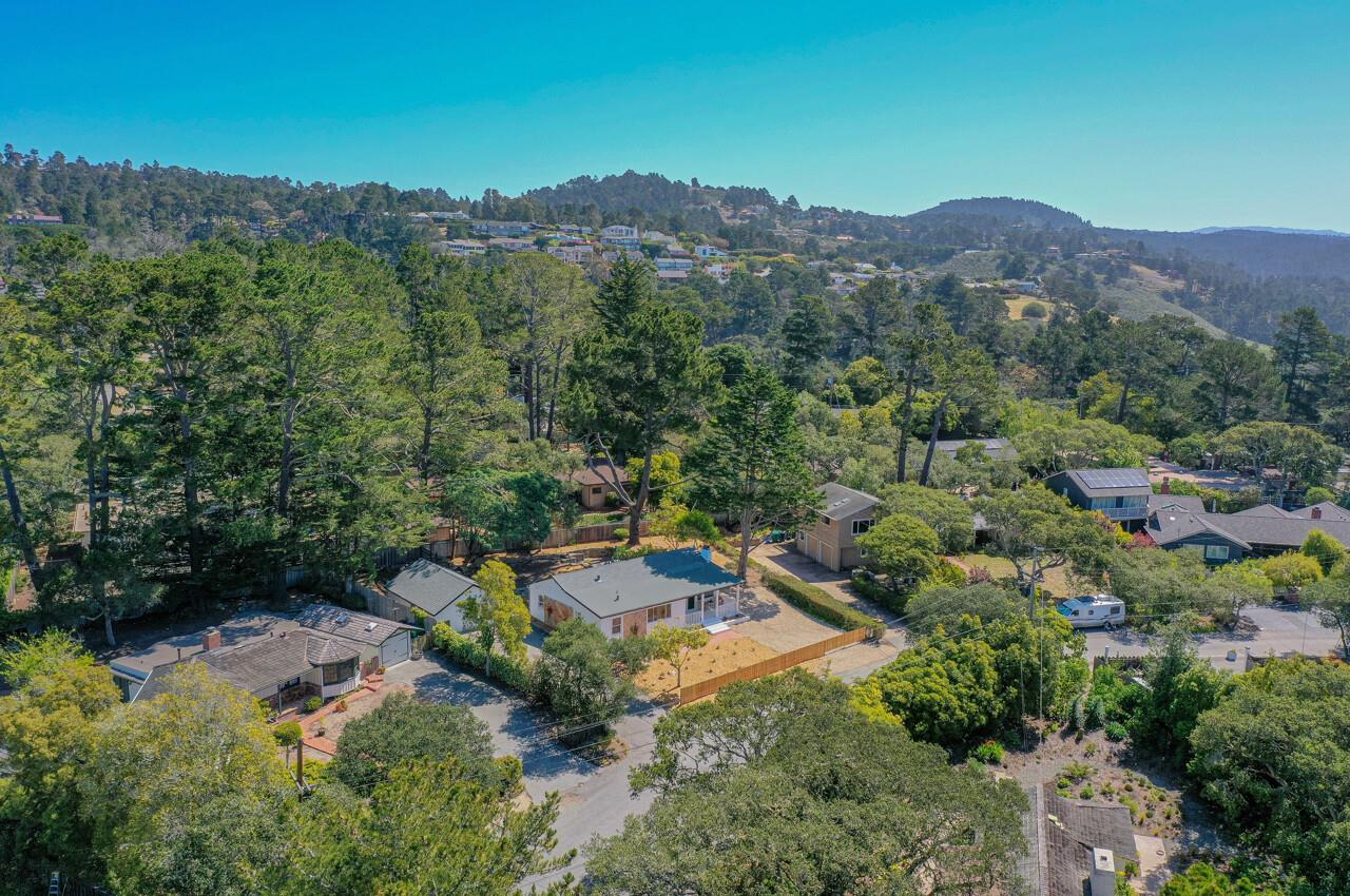 24965 Hatton Road Carmel, CA 93923 - Photo 40 of 41 Gallery Image 40