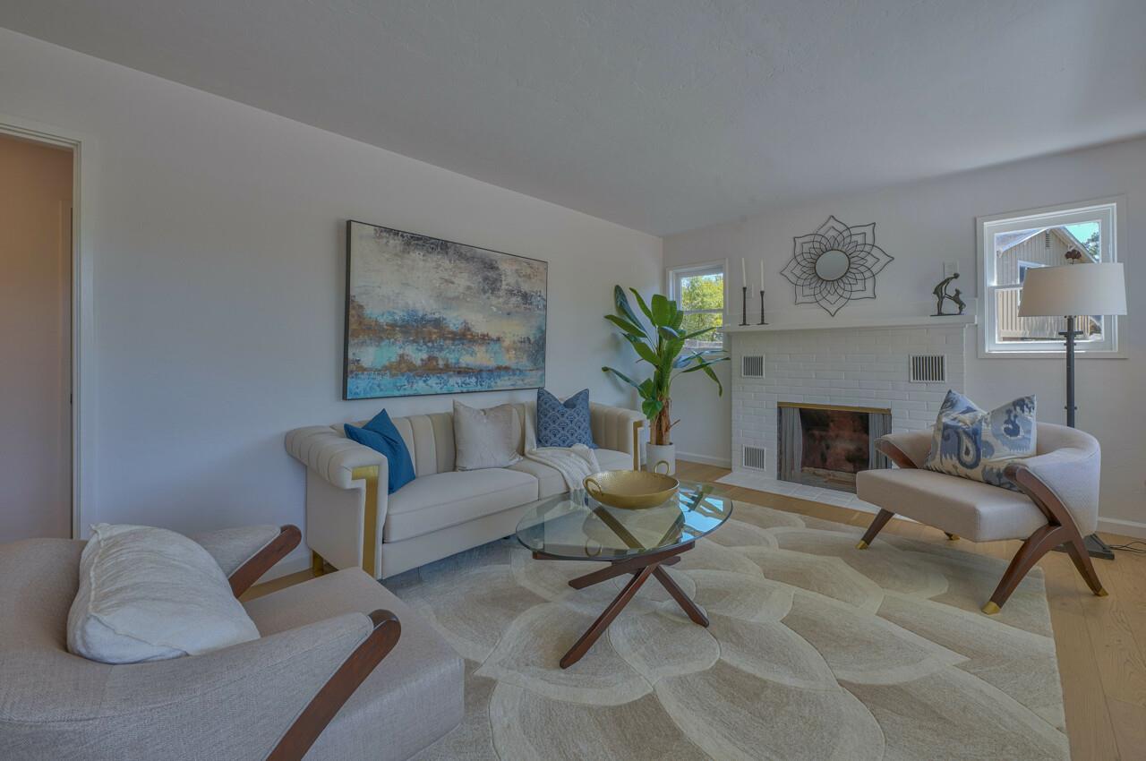 24965 Hatton Road Carmel, CA 93923 - Photo 8 of 41 Gallery Image 8