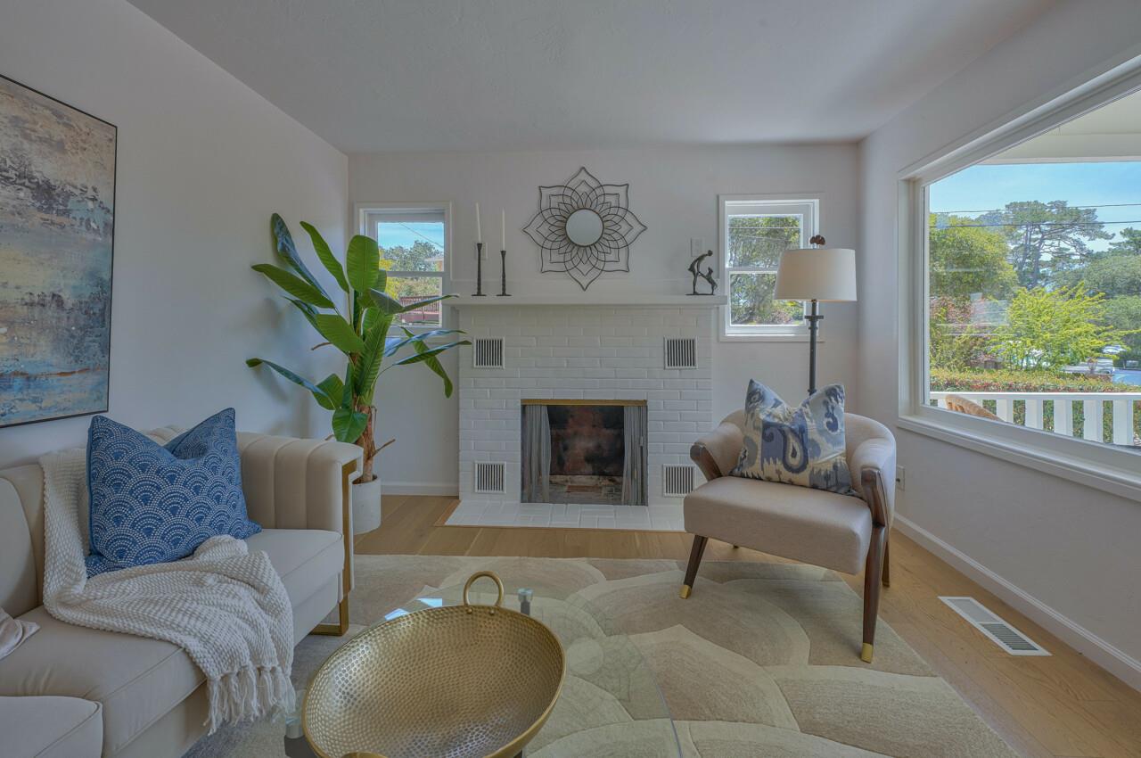 24965 Hatton Road Carmel, CA 93923 - Photo 9 of 41 Gallery Image 9