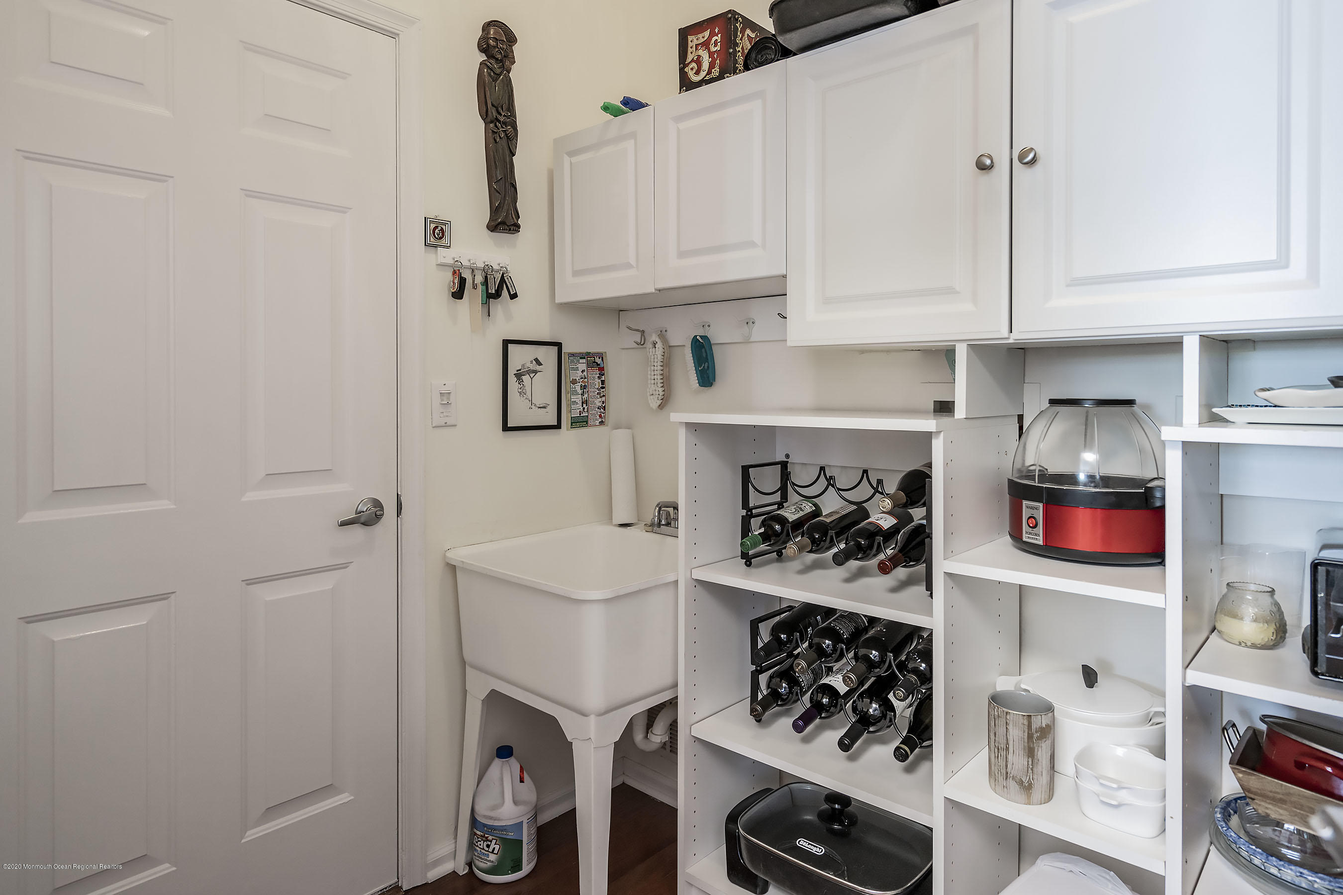 2546 Collier Road Manasquan, NJ 08736 - Photo 33 of 48 Pantry