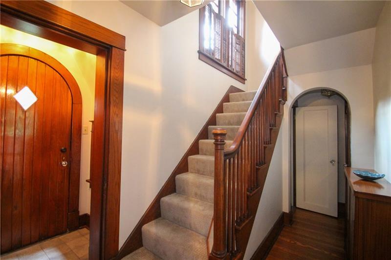 217 Woodside Road Pittsburgh, PA 15221 - Photo 2 of 24 Gallery Image 2