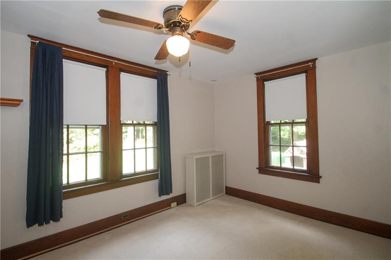 217 Woodside Road Pittsburgh, PA 15221 - Photo 16 of 24 Gallery Image 16