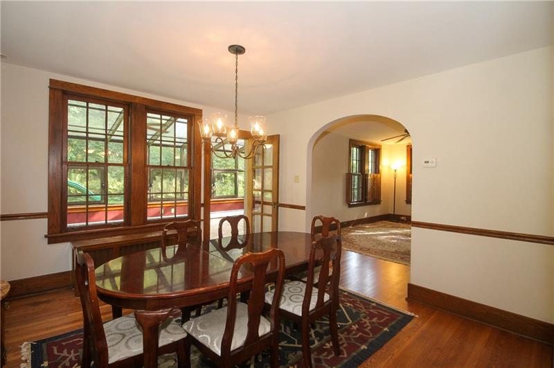 217 Woodside Road Pittsburgh, PA 15221 - Photo 6 of 24 Gallery Image 6