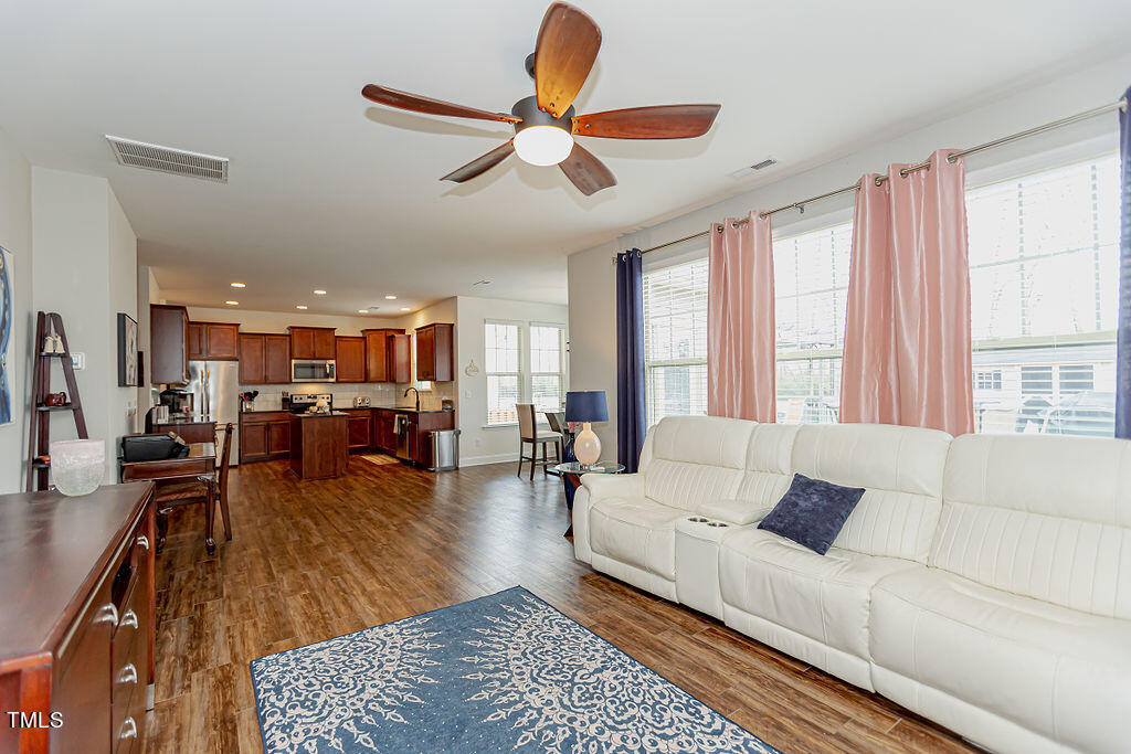 3220 Lacewing Drive Zebulon, NC 27597 - Photo 23 of 69 3220LacewingDrZebulon-24