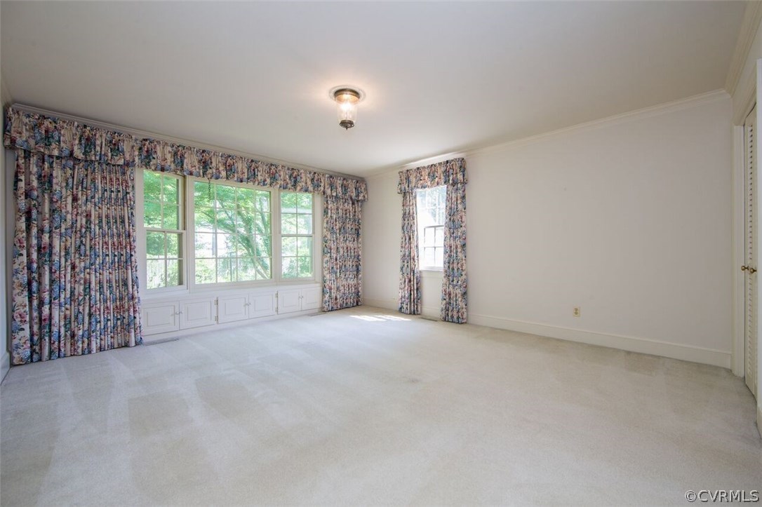 815 Northampton Road Petersburg, VA 23805 - Photo 14 of 20 HUGE master bedroom with big bay window, storage b