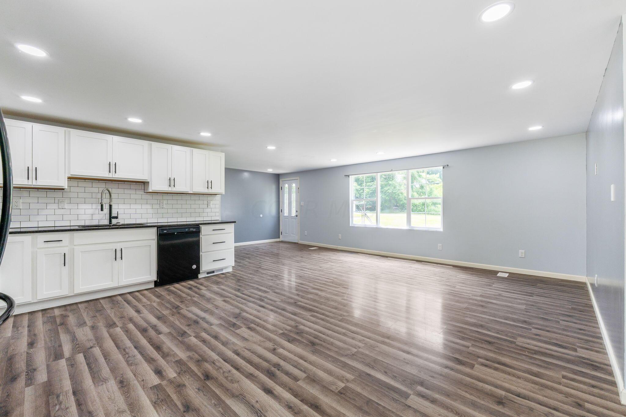 336 Amanda Northern Road Southwest Lancaster, OH 43130 - Photo 13 of 44 336 Amanda Northern Rd SW (Interior)-12