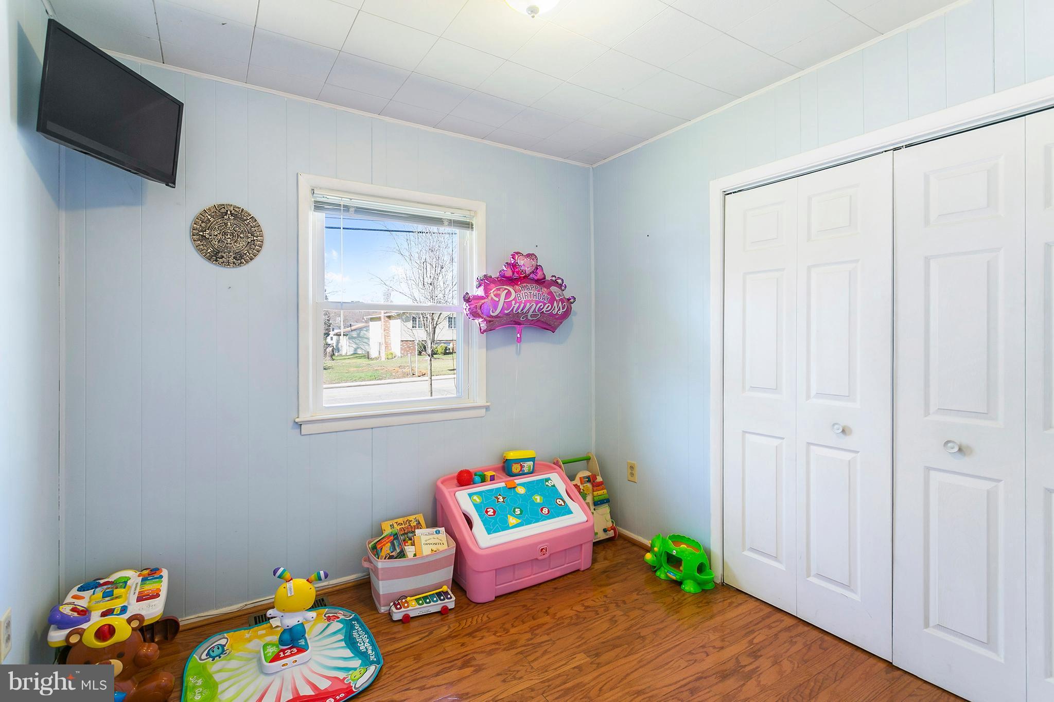 8235 Frye Road Alexandria, VA 22309 - Photo 19 of 26 Bedroom