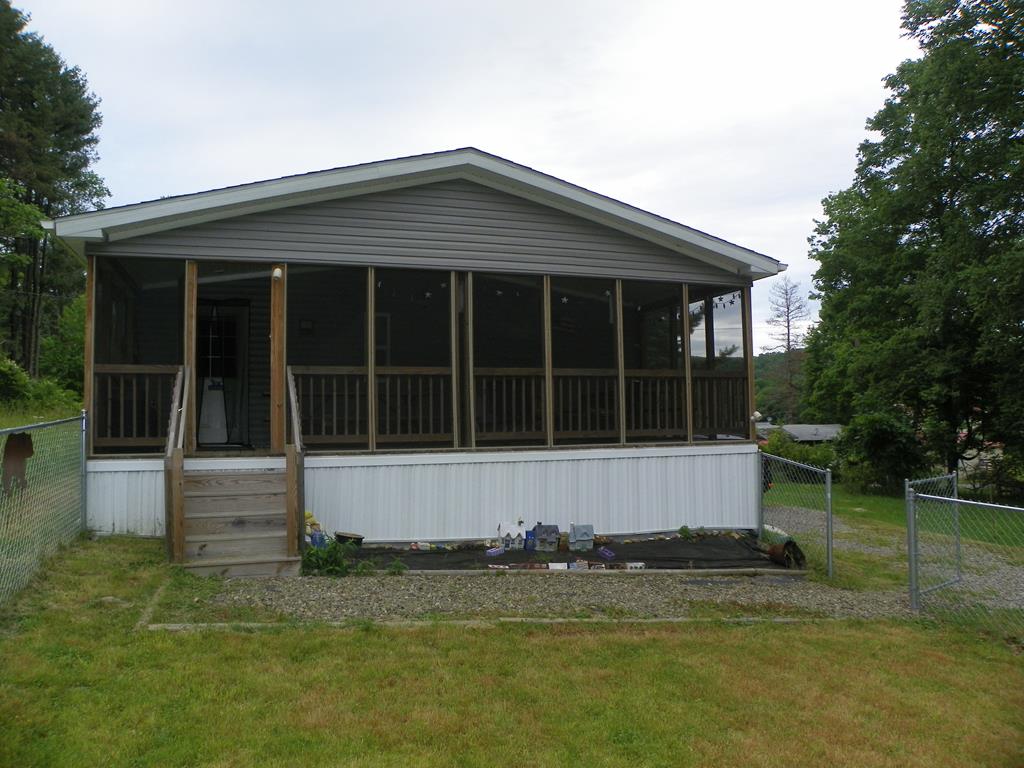 724 Trunkeyville Road West Hickory, PA 16370 - Photo 2 of 26