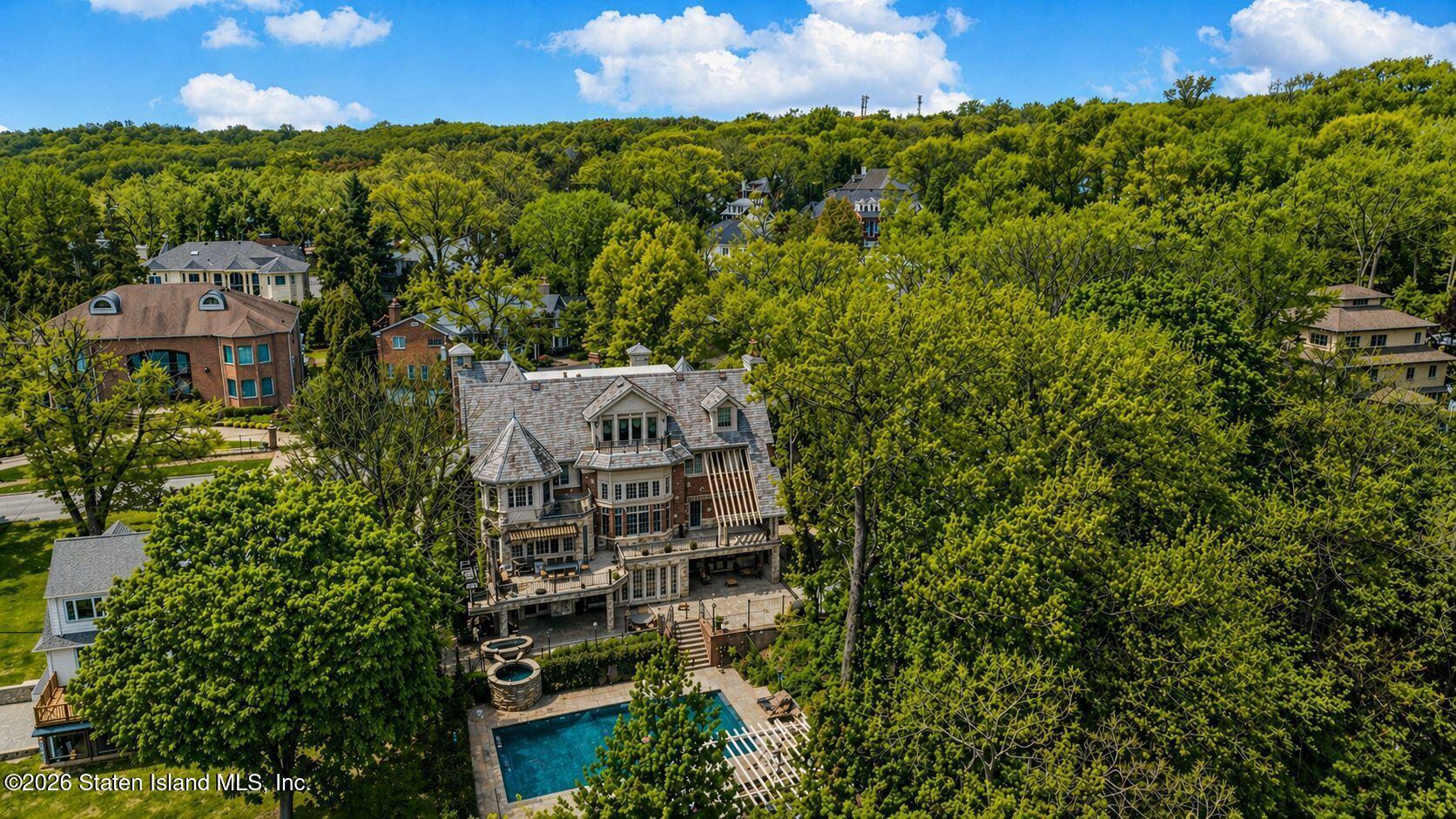 125 Benedict Road Staten Island, NY 10304 - Photo 70 of 96 125 drone backyard
