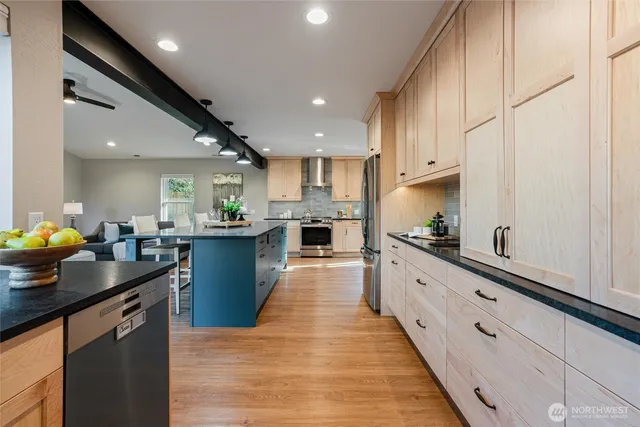 $1,089,000 | 2273 214th Place Southwest, Brier, WA 98036