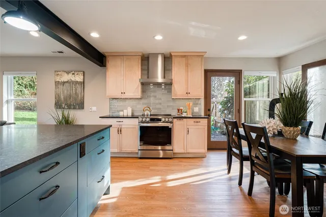 $1,089,000 | 2273 214th Place Southwest, Brier, WA 98036