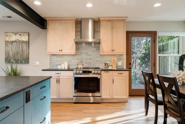 $1,089,000 | 2273 214th Place Southwest, Brier, WA 98036