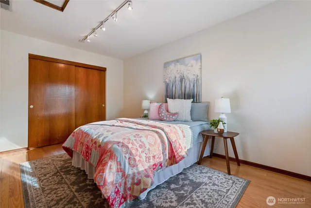 $1,089,000 | 2273 214th Place Southwest, Brier, WA 98036