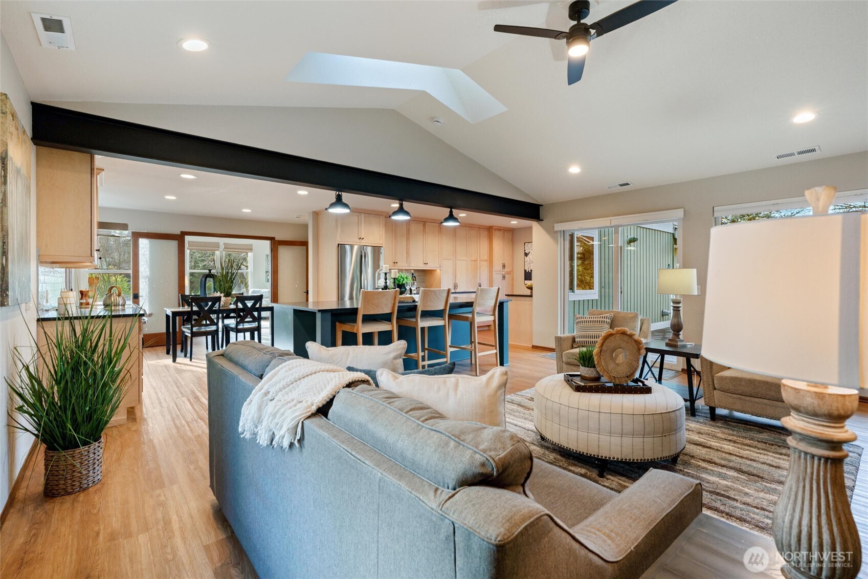 2273 214th Place Southwest Brier, WA 98036 - Photo 10 of 40