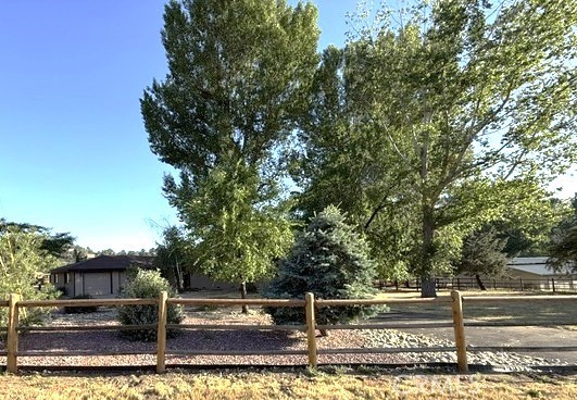 26931 Columbia Way Tehachapi, CA 93561 - Photo 2 of 49