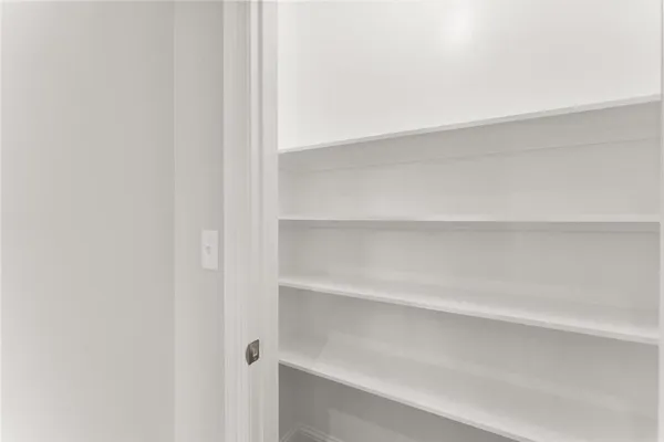 $1,364,000 | 619 Clarence Street, Lake Charles, LA 70601