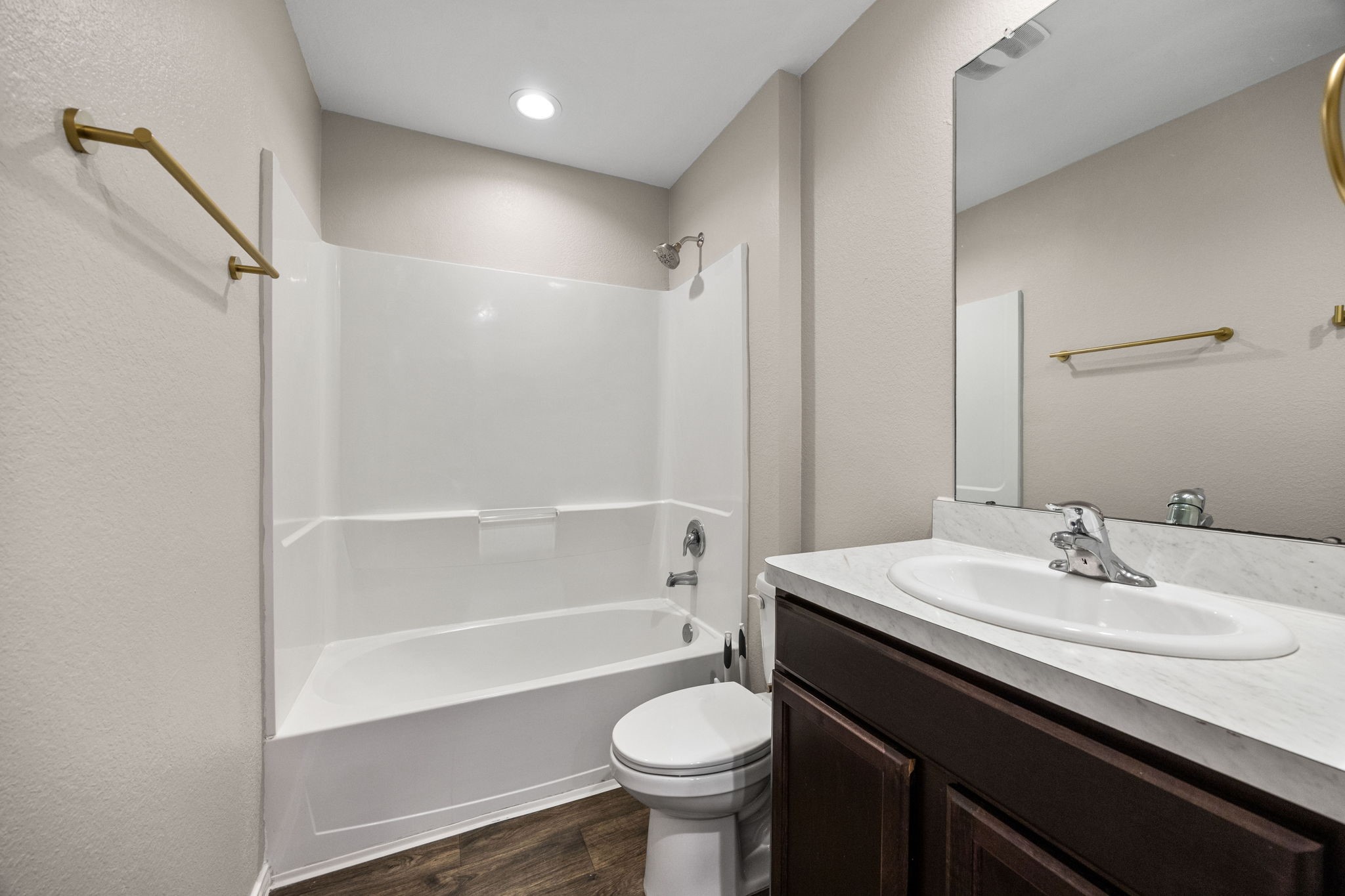 2403 Sutton Hollow Court Spring, TX 77373 - Photo 18 of 24 Secondary Bathroom- Located in the front of the home